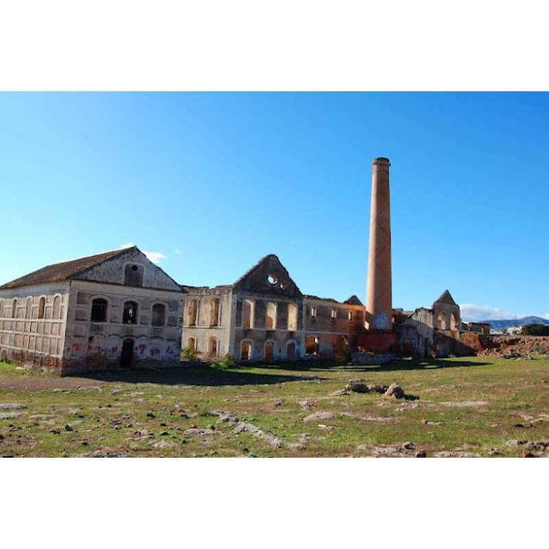 Fabricas abandonadas, ingenio azucarero de Las Mercedes, Nerja, Málaga
