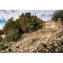 Villa rural abandonada en Tarragona, Montgons, La Canonja