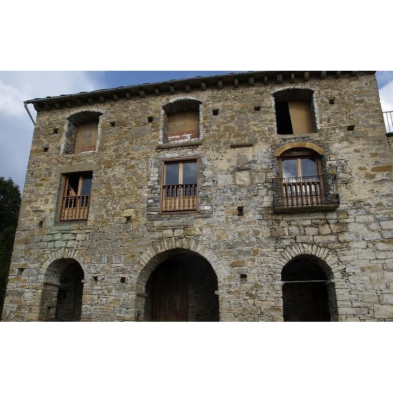 Pueblo abandonado en Aragón